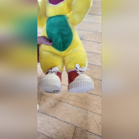 BJ from barney yellow dinosaur plush - Picture 2 of 10